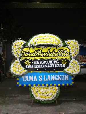 Papan Bunga Duka di Sasa